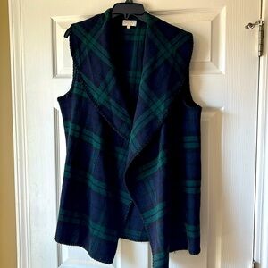 Mud Pie one size fits most plaid flannel vest